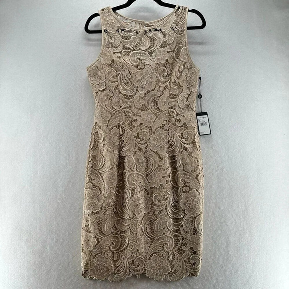 Adrianna Papell Dress Size 6 Lace Overlay Sheath Boat Neck Sleeveless Beige - Picture 1 of 12